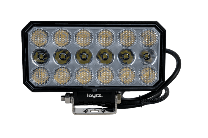Refletor retangular para lâmpada de trabalho LED LAYTZ LY7304 com 66 LEDs e 5800 lm